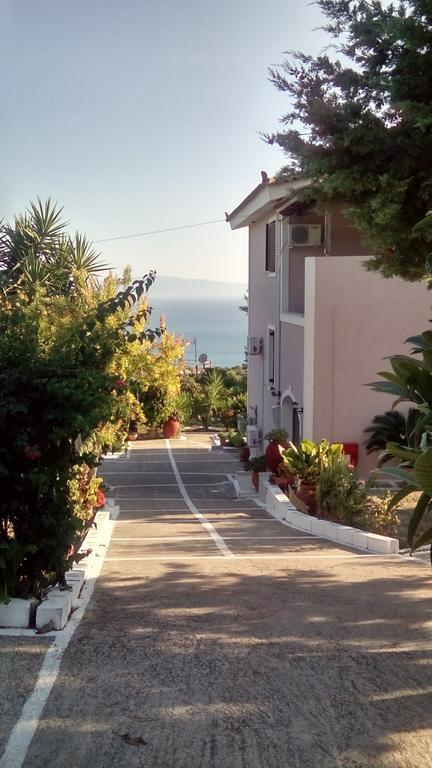 Maistrali Apartments Ratzaklíon Esterno foto